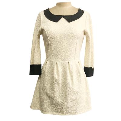 Women's dress with Princess collar